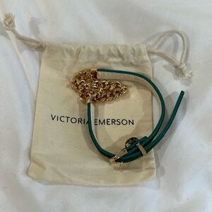 victoria emerson double wrap gold green chain statement bracelet